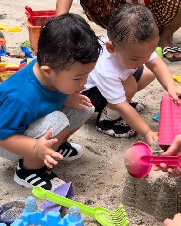 TikTok.com/abe_daily